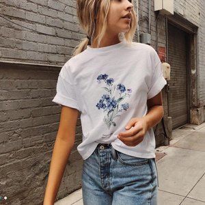 Brandy Forget Me Not tee